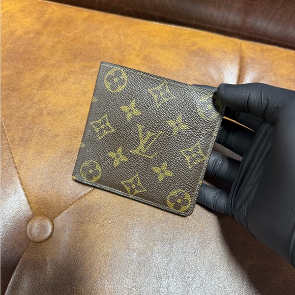 Louis Vuitton Monogram men’s wallet - Pre Owned - Authentic - Picture 1 of 4